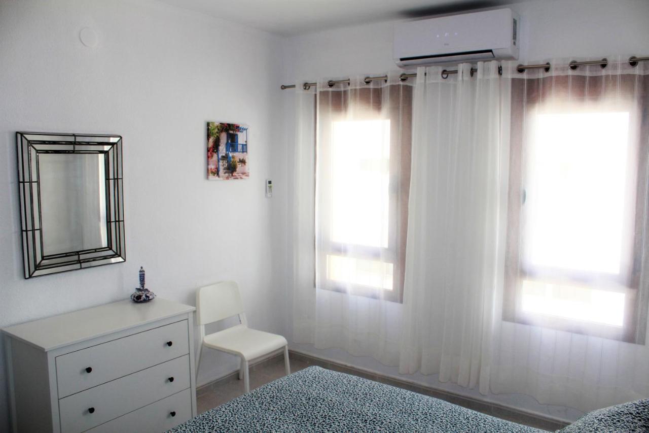 Elizabeth Beach Apartment With Seaviews! Torremolinos Exterior photo