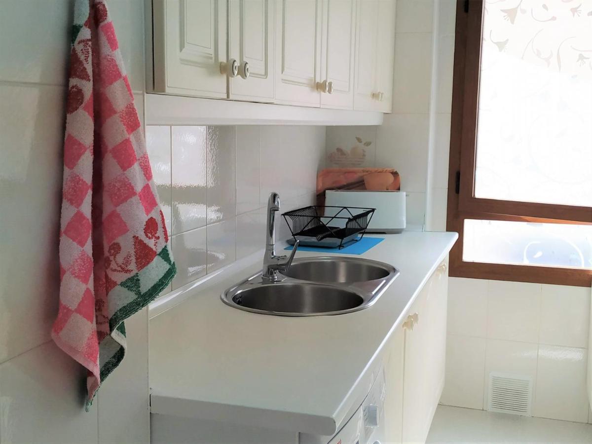 Elizabeth Beach Apartment With Seaviews! Torremolinos Exterior photo