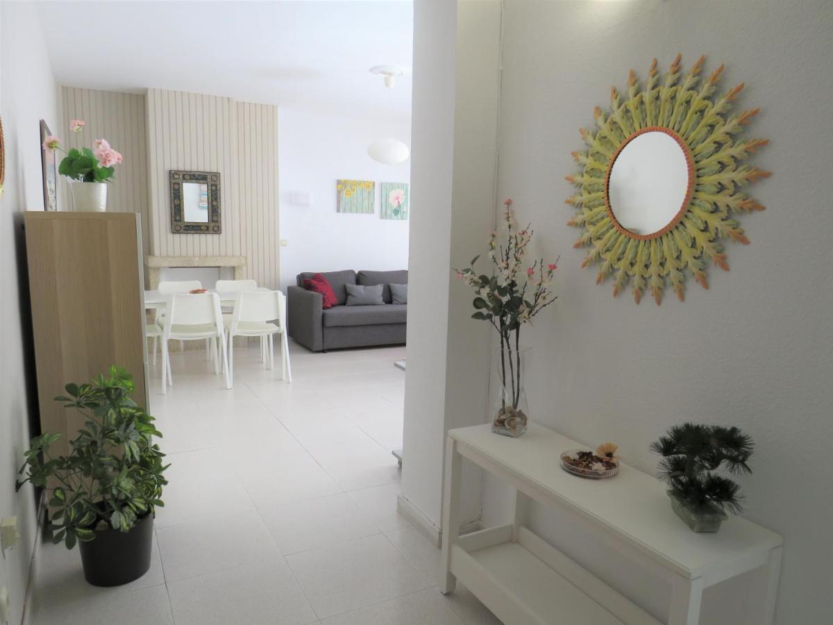 Elizabeth Beach Apartment With Seaviews! Torremolinos Exterior photo