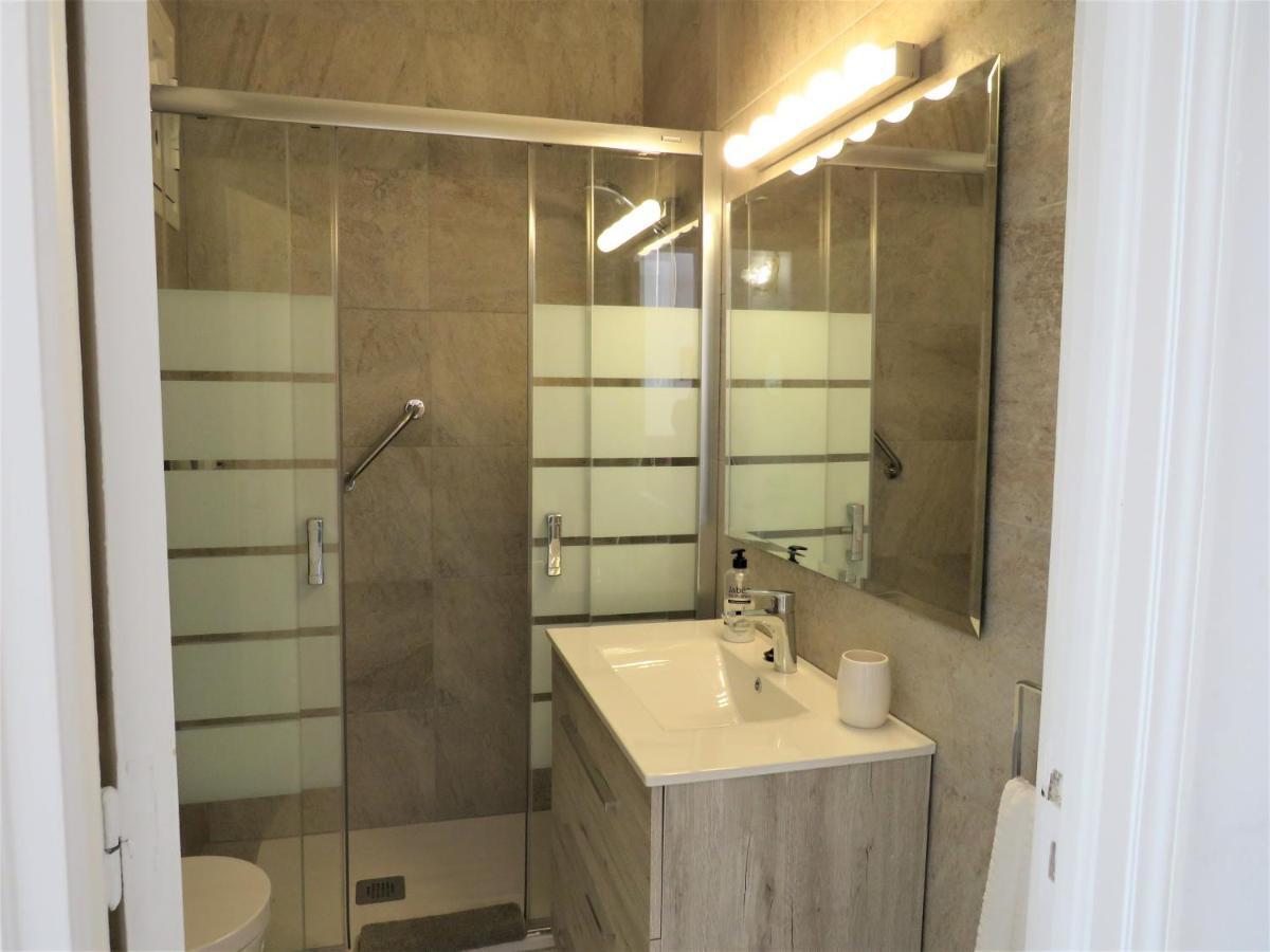 Elizabeth Beach Apartment With Seaviews! Torremolinos Exterior photo